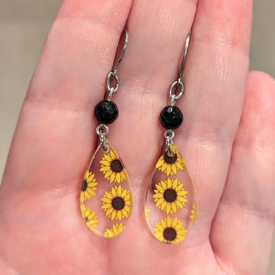 RESERVED for A: Mini Sunflower Earrings