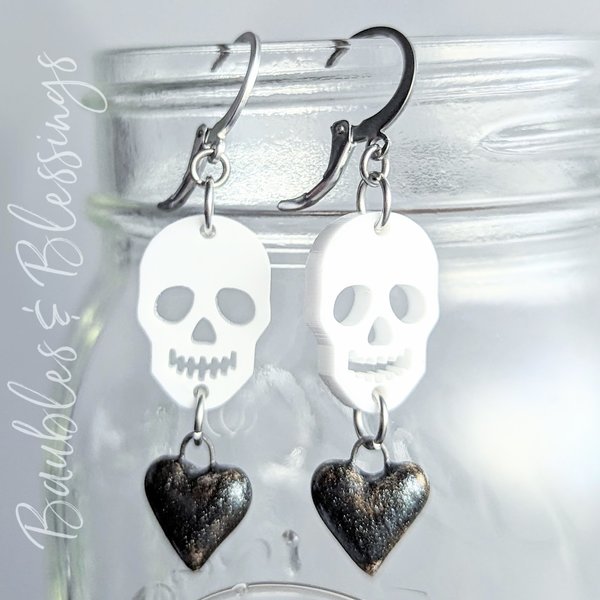 Skully Earrings with Glittery Bronze Ceramic Hearts