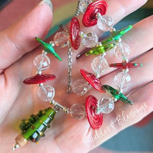 Christmas Tree Necklace with Lampwork Discs & Quartz