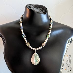 Abalone/Pāua Teardrop Necklace with Freshwater Pearls
