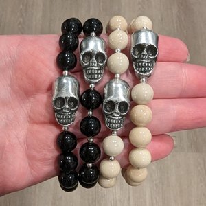 Chunky Bracelets with Aluminum Skulls