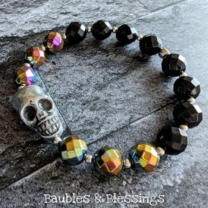 Chunky Bracelets with Aluminum Skulls