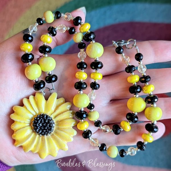 RESERVED for N: Copy, Sunflower Necklace