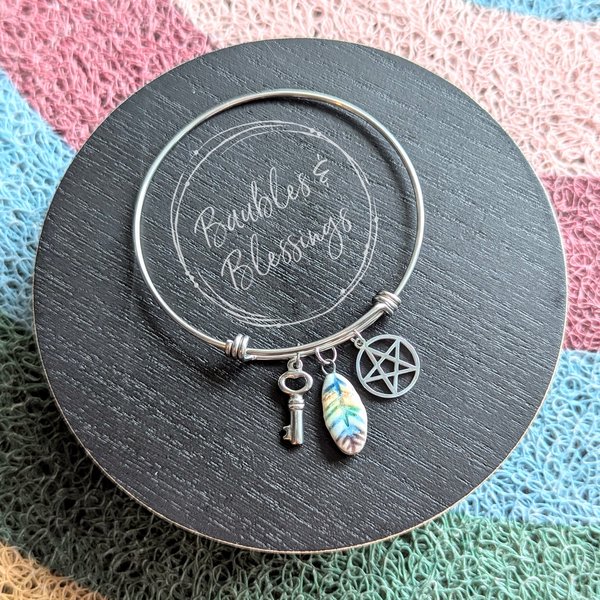 Bangle Bracelet with Ceramic Feather, Key & Pentagram